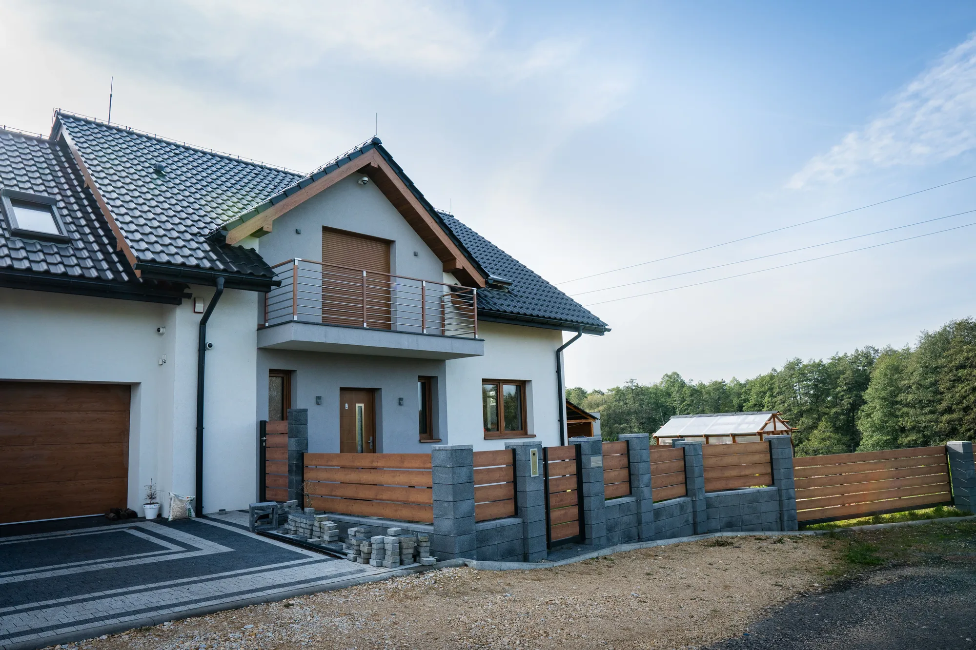 Aluminiowa brama wjazdowa